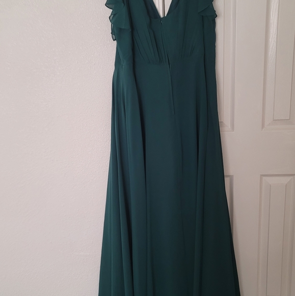 Dress - Picture 2 of 3